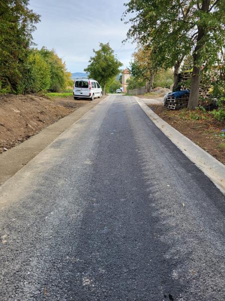 Zakończono remont drogi dojazdowej do gruntów rolnych w Różanej