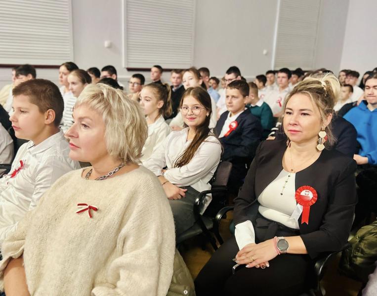 Gminna akademia z okazji 107. rocznicy odzyskania Niepodległości [foto]