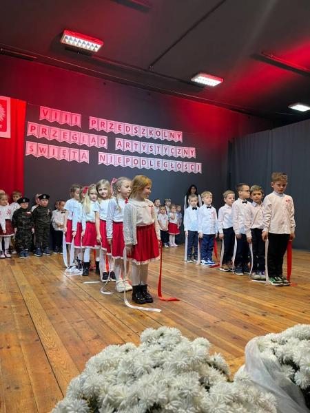 VIII Przedszkolny Przegląd Artystyczny z okazji Święta Niepodległości