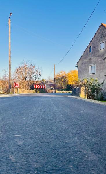 Trzy odcinki dróg powiatowych wyremontowane dzięki porozumieniu gminy i powiatu