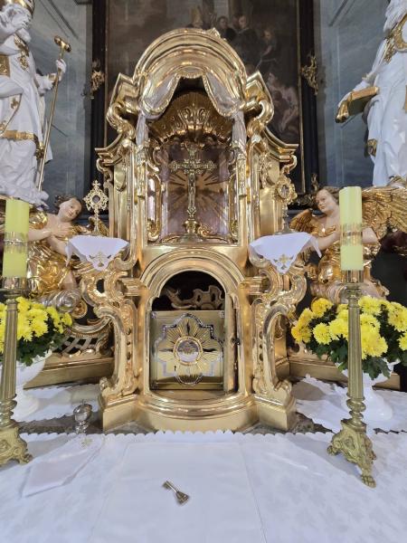 Nowe tabernakulum w kościele pw. św. Marcina w Byczeniu