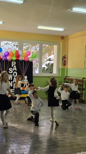 Uroczyste pasowanie na starszaka w przedszkolu „Bajka”