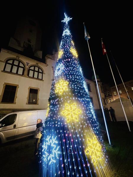 W Ziębicach można było poczuć magię świąt. Jarmark bożonarodzeniowy za nami [foto]