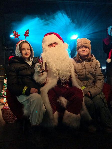 W Ziębicach można było poczuć magię świąt. Jarmark bożonarodzeniowy za nami [foto]