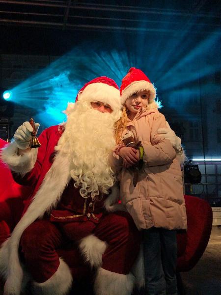 W Ziębicach można było poczuć magię świąt. Jarmark bożonarodzeniowy za nami [foto]