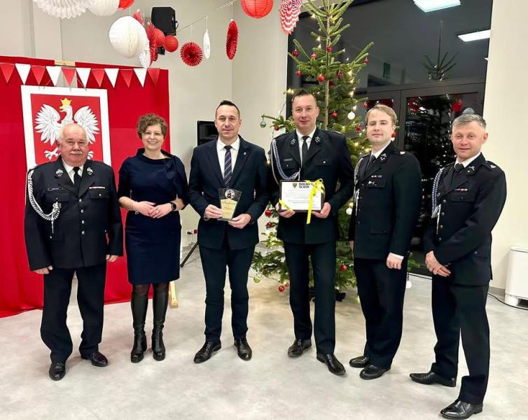 80-lecie Ochotniczych Straży Pożarnych w Gminie Stoszowice oraz przekazanie samochodów dla OSP