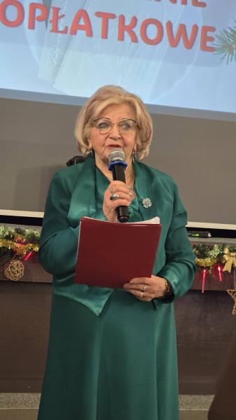 Świąteczne spotkanie Uniwersytetu Trzeciego Wieku w Złotym Stoku 