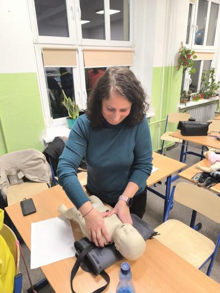 Cykl szkoleń z pierwszej pomocy przedmycznej. Przeszkolono służby oraz mieszkańców