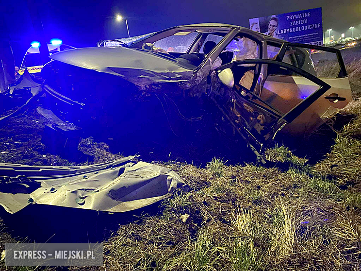 Zderzenie dwóch samochodów osobowych na krajowej ósemce w Ząbkowicach Śląskich