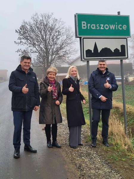 Kolejna inwestycja drogowa Powiatu Ząbkowickiego zakończona. Blisko 1,7 km nowej nawierzchni