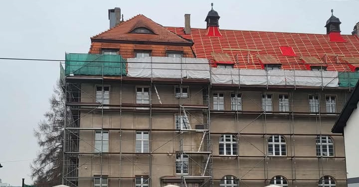 	Trwa termomodernizacja budynku Liceum Ogólnokształcącego w Ząbkowicach Śląskich