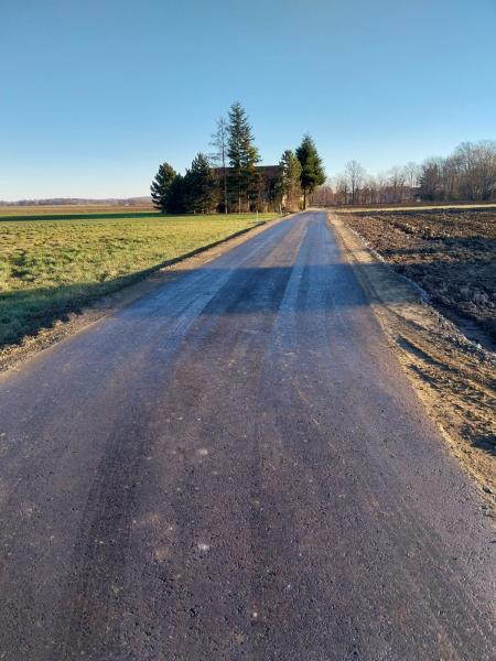 Nowa droga w Stoszowicach oddana do użytku