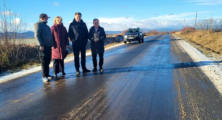 Kolejne dwie inwestycje drogowe Powiatu Ząbkowickiego w Sławęcinie i Błotnicy zakończone