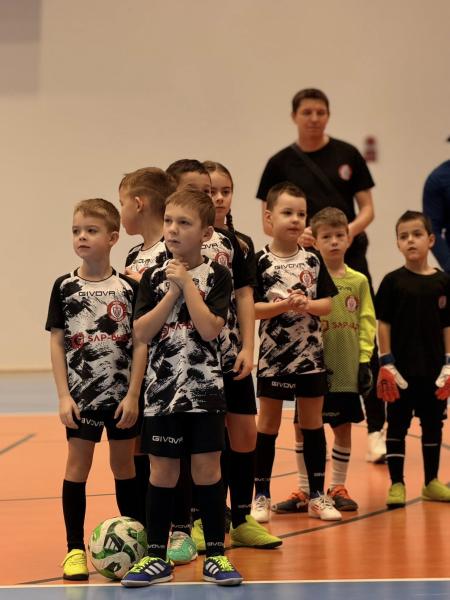 Sportowe emocje na rozpoczęcie roku. „Pozytywnie Zakręceni Cup” w Ziębicach