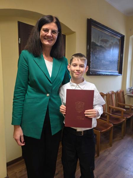 Burmistrz wręczyła stypendia sportowcom