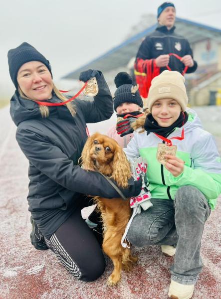 Ziębice na sportowo rozpoczęły 34. finał WOŚP. Bieg z sercem na stadionie miejskim