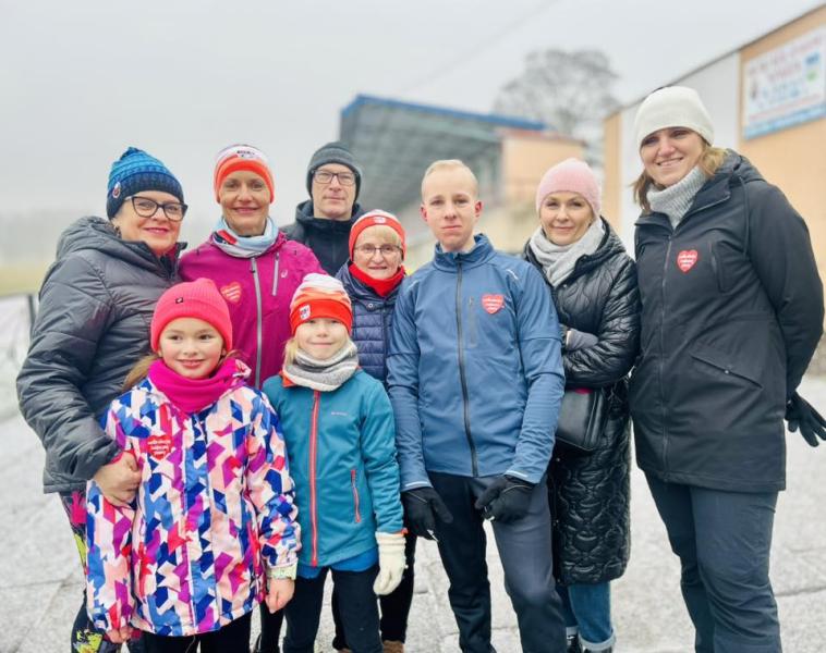 Ziębice na sportowo rozpoczęły 34. finał WOŚP. Bieg z sercem na stadionie miejskim
