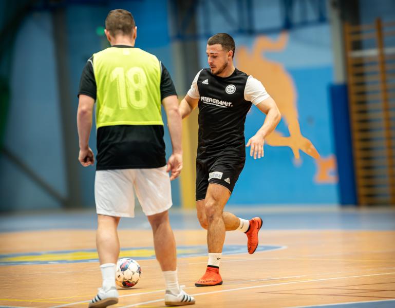 Ząbkowicka Liga Futsalu wkroczyła w decydującą fazę. Znamy cztery ekipy, które zawalczą o mistrza