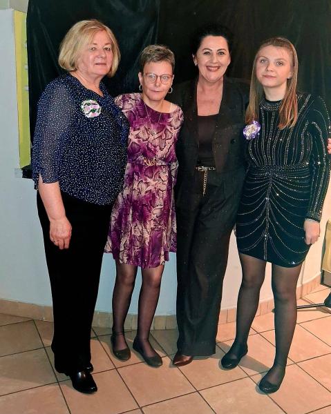 Bal karnawałowy Stowarzyszenia Integracja w Ząbkowicach Śląskich [foto]