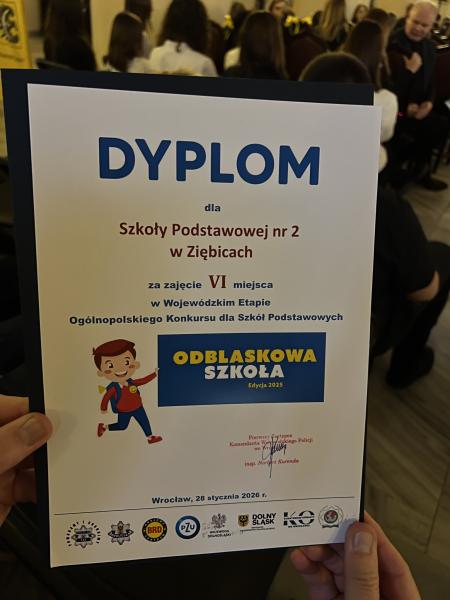„Odblaskowa Szkoła”. Szóste miejsce ziębickiej placówki w konkursie i kilka tys. zł nagrody