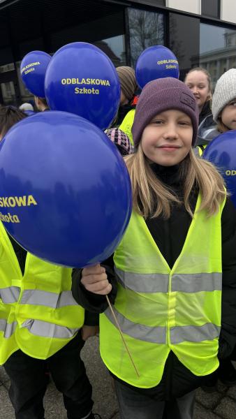 „Odblaskowa Szkoła”. Szóste miejsce ziębickiej placówki w konkursie i kilka tys. zł nagrody