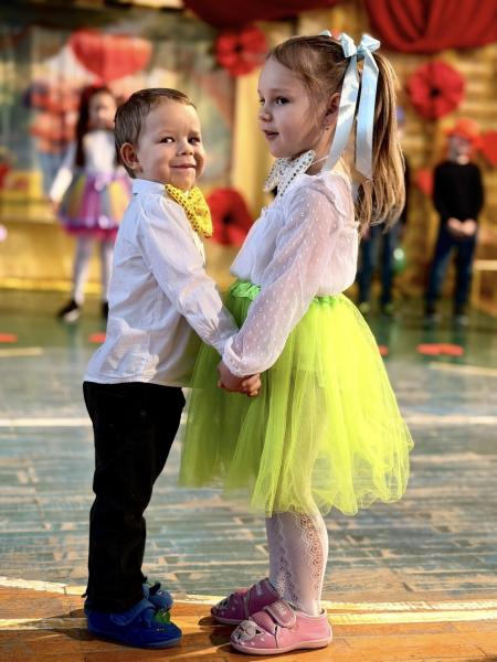 Dzień Babci i Dziadka w Zespole Szkół i Przedszkoli w Niedźwiedziu [foto]