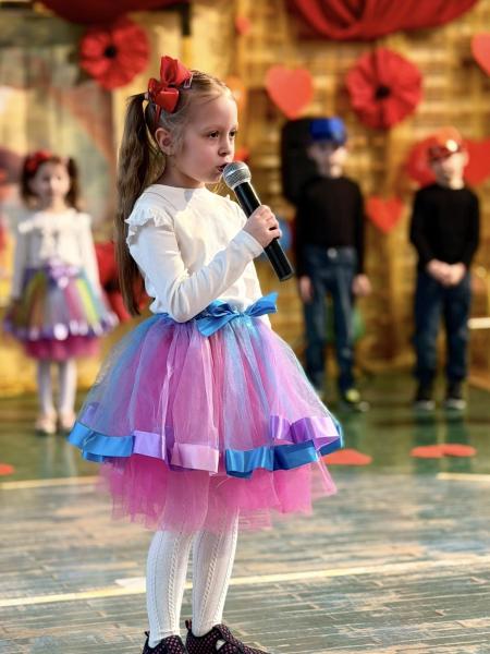 Dzień Babci i Dziadka w Zespole Szkół i Przedszkoli w Niedźwiedziu [foto]