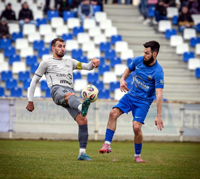 IV liga: Orzeł Ząbkowice Śląskie 1:2 (1:0) GKS Mirków/Długołęka