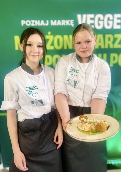 Młodzi kucharze w akcji. I Regionalny Konkurs Kulinarny Masfrost Chef 
