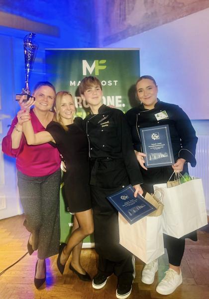 Młodzi kucharze w akcji. I Regionalny Konkurs Kulinarny Masfrost Chef 