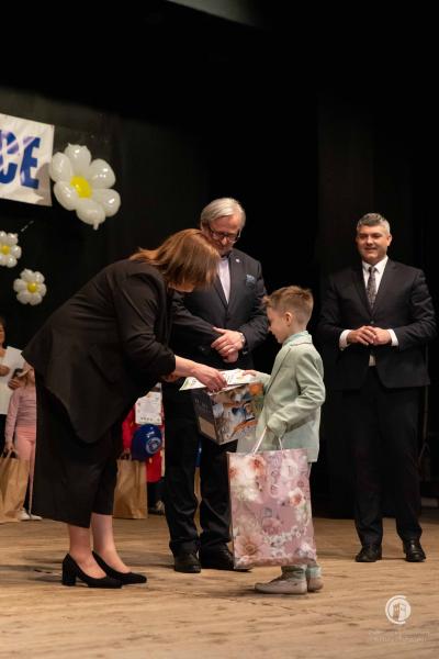 „Zdrowie w piosence”. XI Powiatowy Festiwal Piosenki Przedszkolnej w Ząbkowicach Śląskich