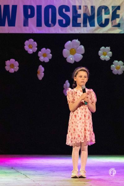 „Zdrowie w piosence”. XI Powiatowy Festiwal Piosenki Przedszkolnej w Ząbkowicach Śląskich