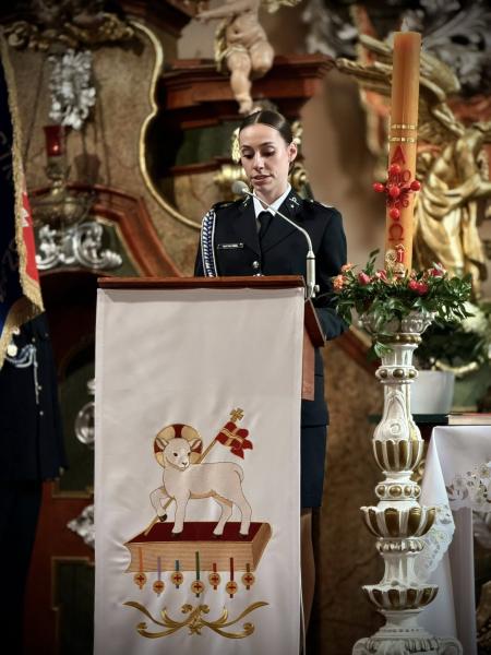 Wyraz jedności, tradycji i strażackiej służby. Uroczystość nadania sztandaru OSP Krzelków