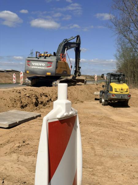 Rozpoczęła się budowa ronda łączącego strefę inwestycyjną EuroPark z Ząbkowicami Śląskimi