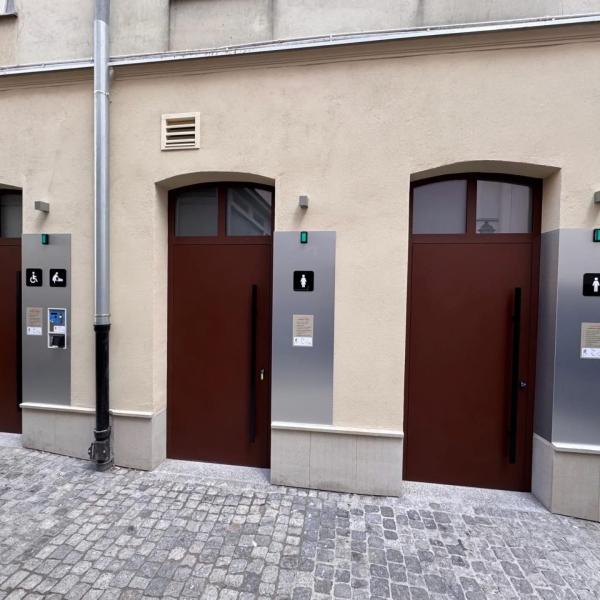 Gmina przypomina o miejskiej toalecie w centrum