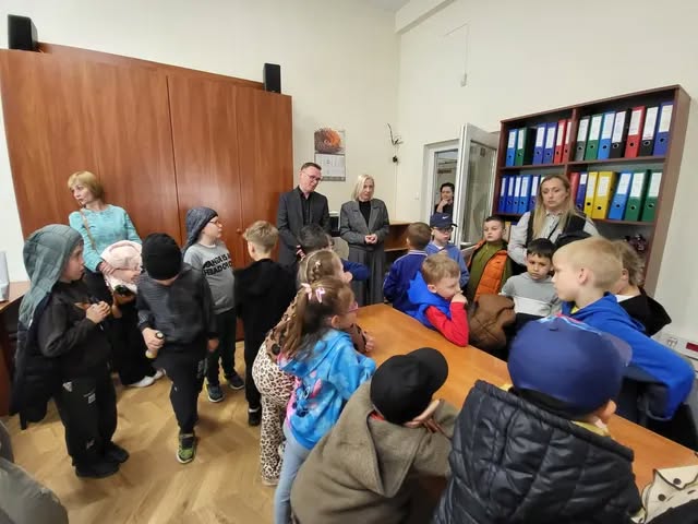 Centrum Pozytywnego Rozwoju z wizytą w starostwie. Były nawet obrady rady