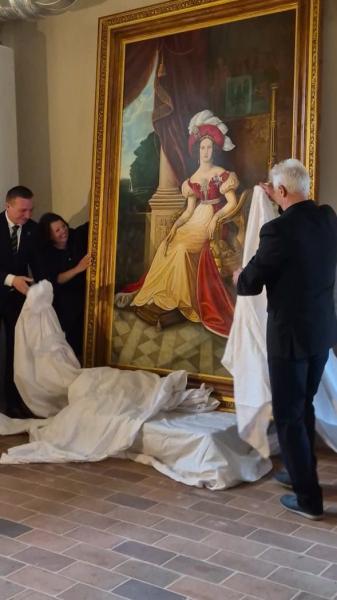 	Monumentalny portret Marianny Orańskiej powrócił do Kamieńca Ząbkowickiego