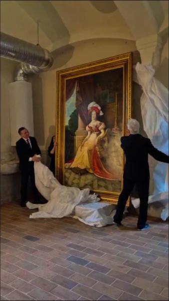 	Monumentalny portret Marianny Orańskiej powrócił do Kamieńca Ząbkowickiego