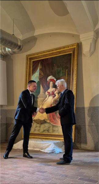 	Monumentalny portret Marianny Orańskiej powrócił do Kamieńca Ząbkowickiego