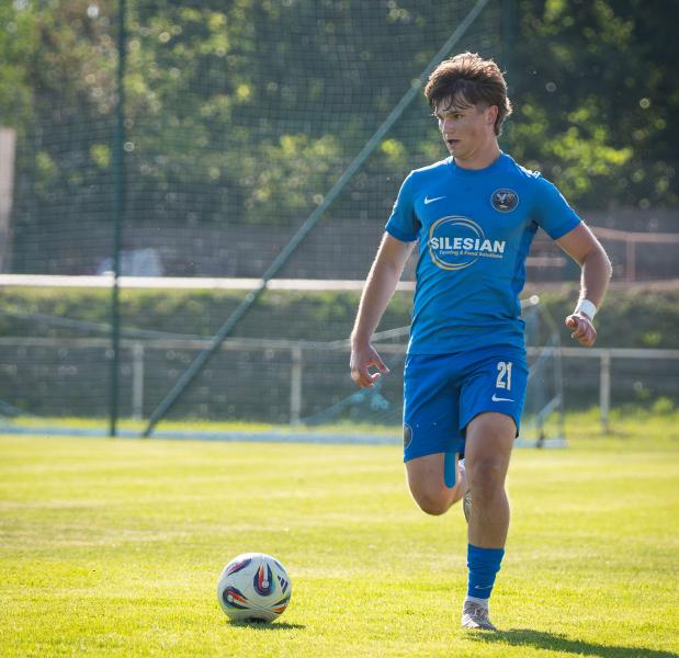 IV liga: Orzeł Ząbkowice Śląskie 3:1 (0:1) AKS Strzegom