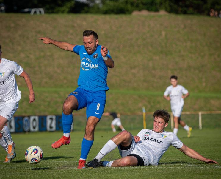 IV liga: Orzeł Ząbkowice Śląskie 3:1 (0:1) AKS Strzegom