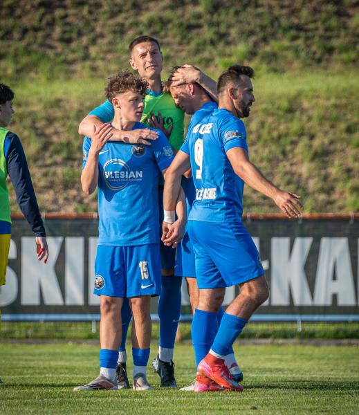 IV liga: Orzeł Ząbkowice Śląskie 3:1 (0:1) AKS Strzegom