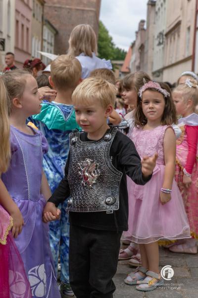 Muzyka, taniec i historyczny klimat. Biesiada z Frankensteinem ożywiła zamek