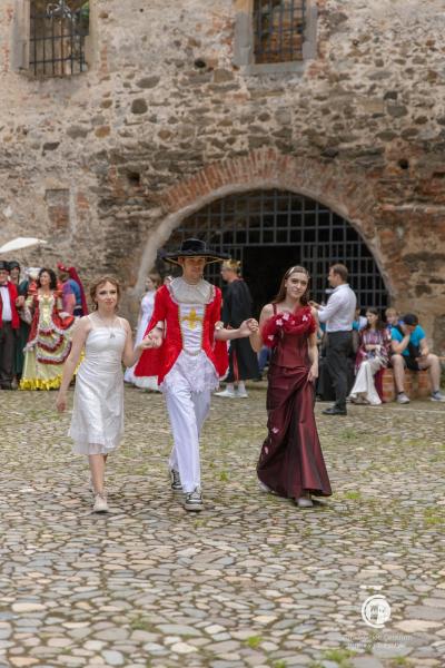 Muzyka, taniec i historyczny klimat. Biesiada z Frankensteinem ożywiła zamek