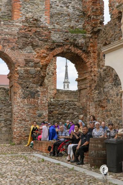 Muzyka, taniec i historyczny klimat. Biesiada z Frankensteinem ożywiła zamek