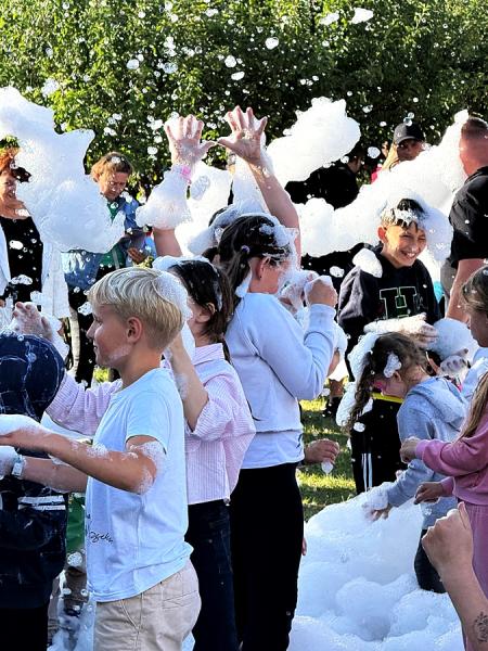 Tłumy na Dniu Dziecka w Brzeźnicy. Była świetna zabawa i pomoc dla Laury z Bielawy