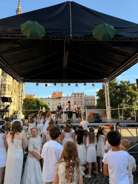 Muzyczna Noc Świętojańska na ząbkowickim rynku. Młodzi artyści zachwycili publiczność