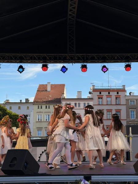 Muzyczna Noc Świętojańska na ząbkowickim rynku. Młodzi artyści zachwycili publiczność