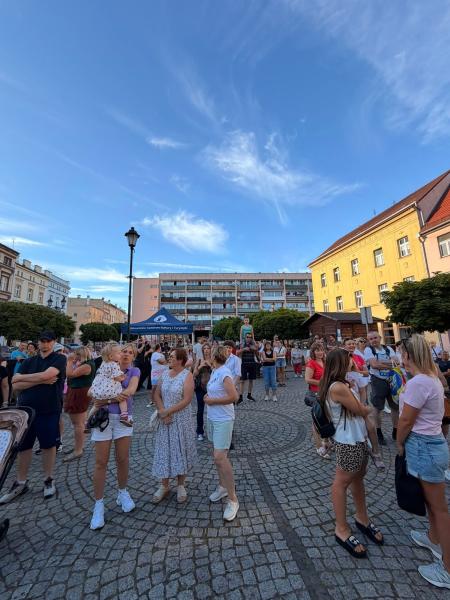 Muzyczna Noc Świętojańska na ząbkowickim rynku. Młodzi artyści zachwycili publiczność