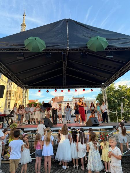 Muzyczna Noc Świętojańska na ząbkowickim rynku. Młodzi artyści zachwycili publiczność